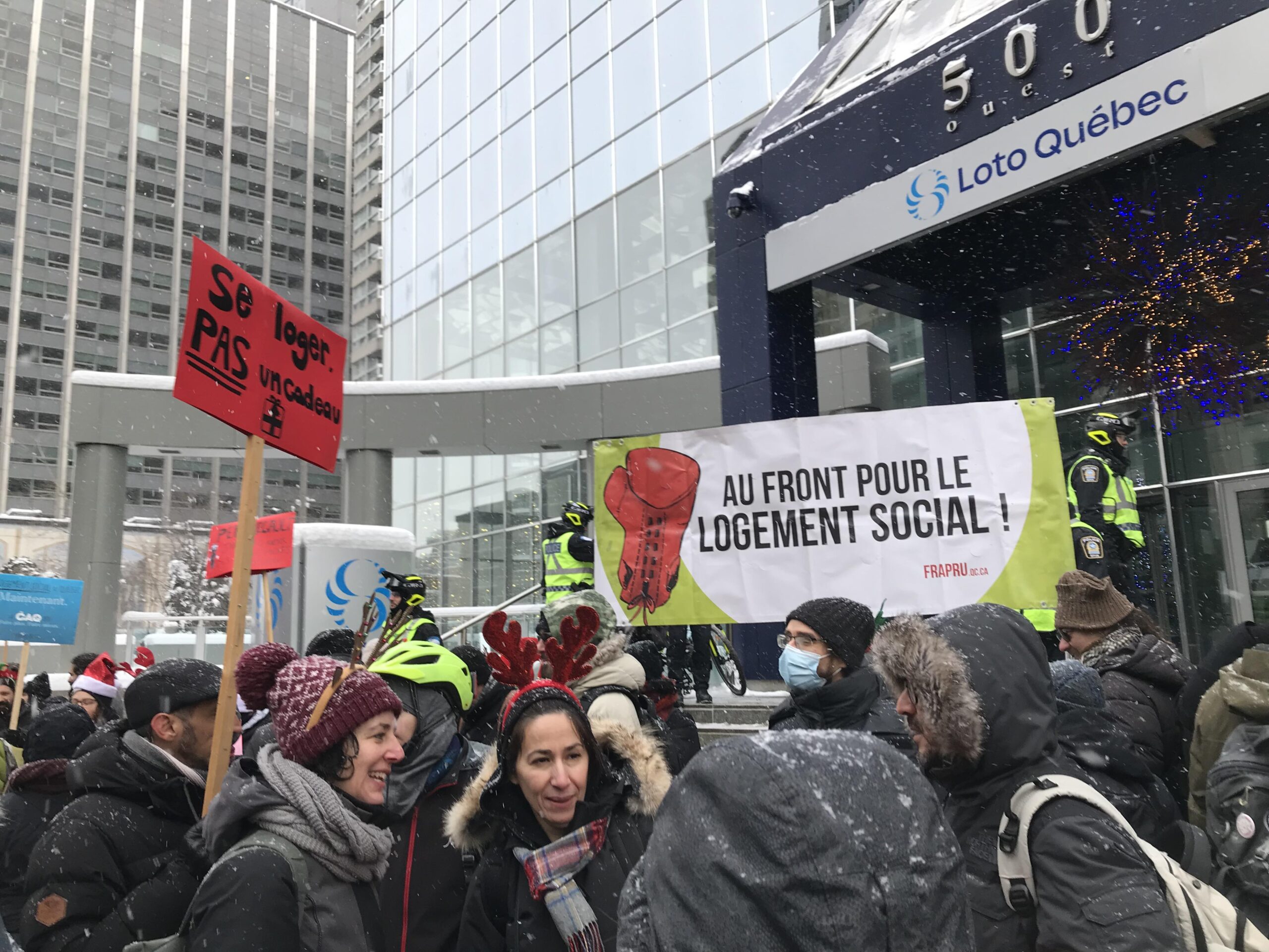 Du logement social pour Noël! Comité logement VilleMarie